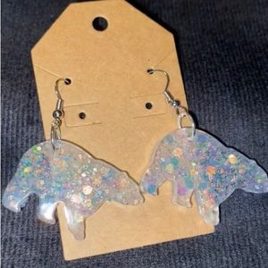 Resin bear earrings! Can add “mama” to the bear